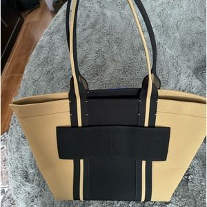 ALTERED Rothy’s Essential Tote / Camel and Black / EUC